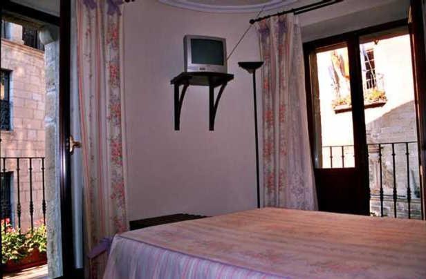 Hostal Las Coronas Sos del Rey Católico Zimmer foto